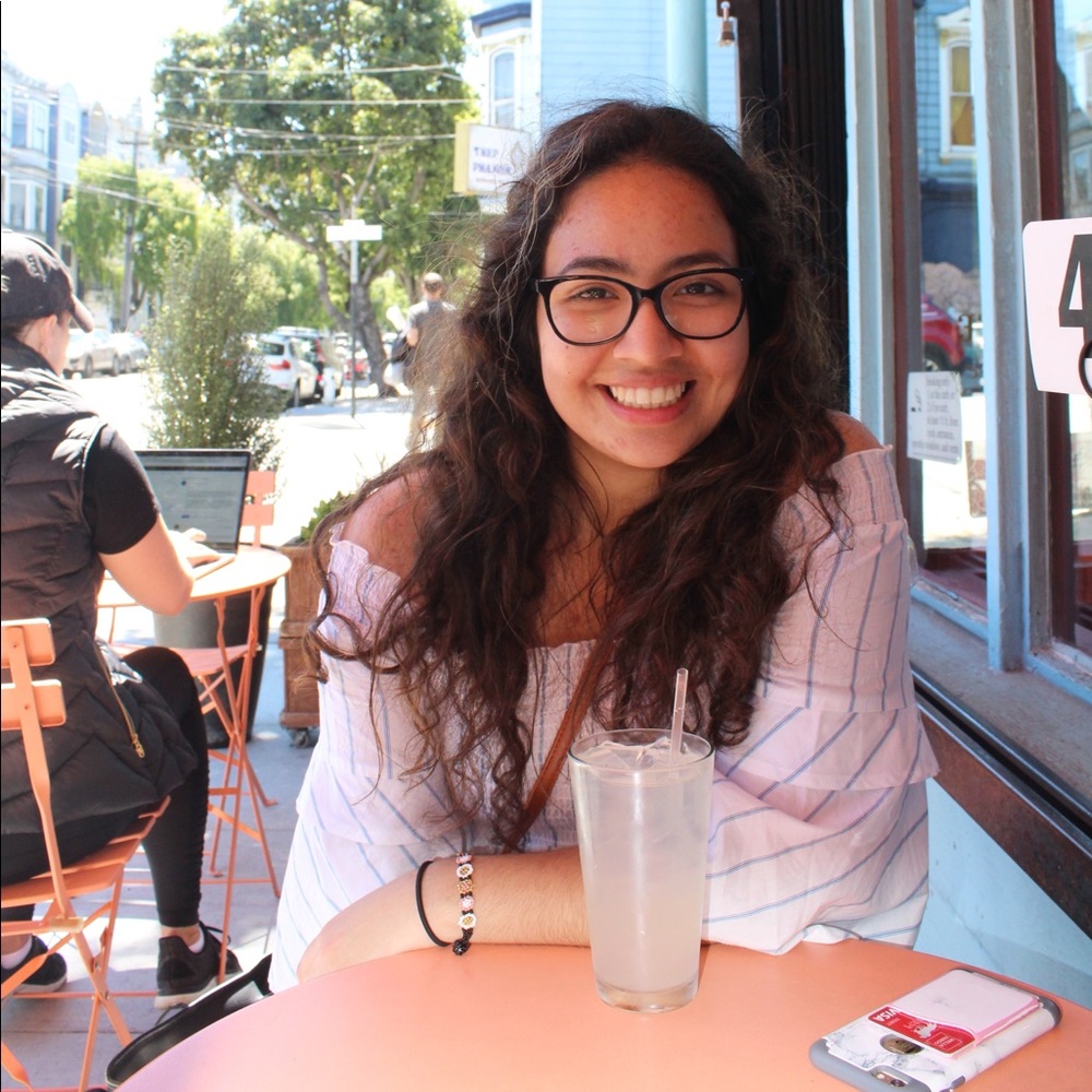 Meet your Posher, Ana